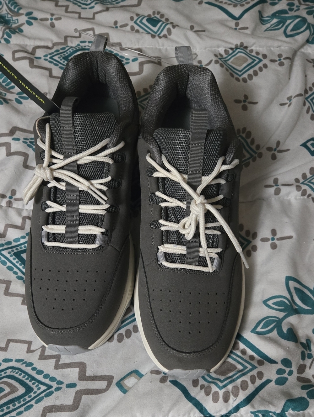 JBU Men's Gray and White Lace-Up Athletic Sneakers
